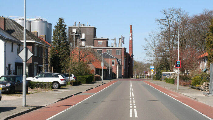 Afbeelding: de Westerhovenseweg richting de Dommelsch brouwerij